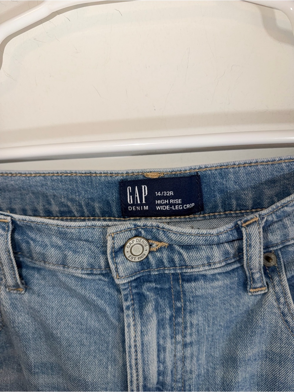 GAP High Rise Wide-Leg Crop Jeans | Gap SIZE 32 - Picture 9 of 15